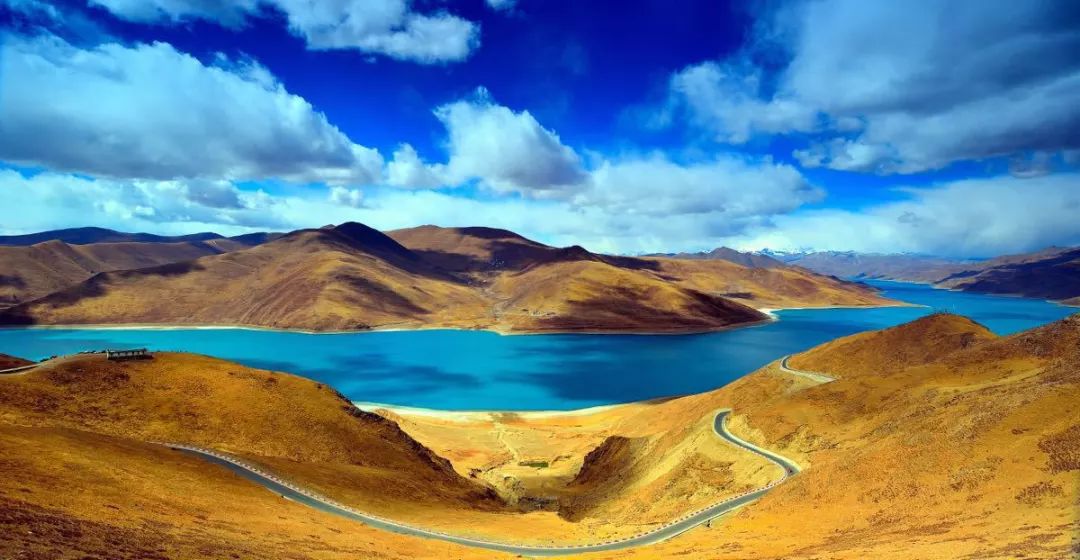 西藏之旅，触动心灵的圣地之行